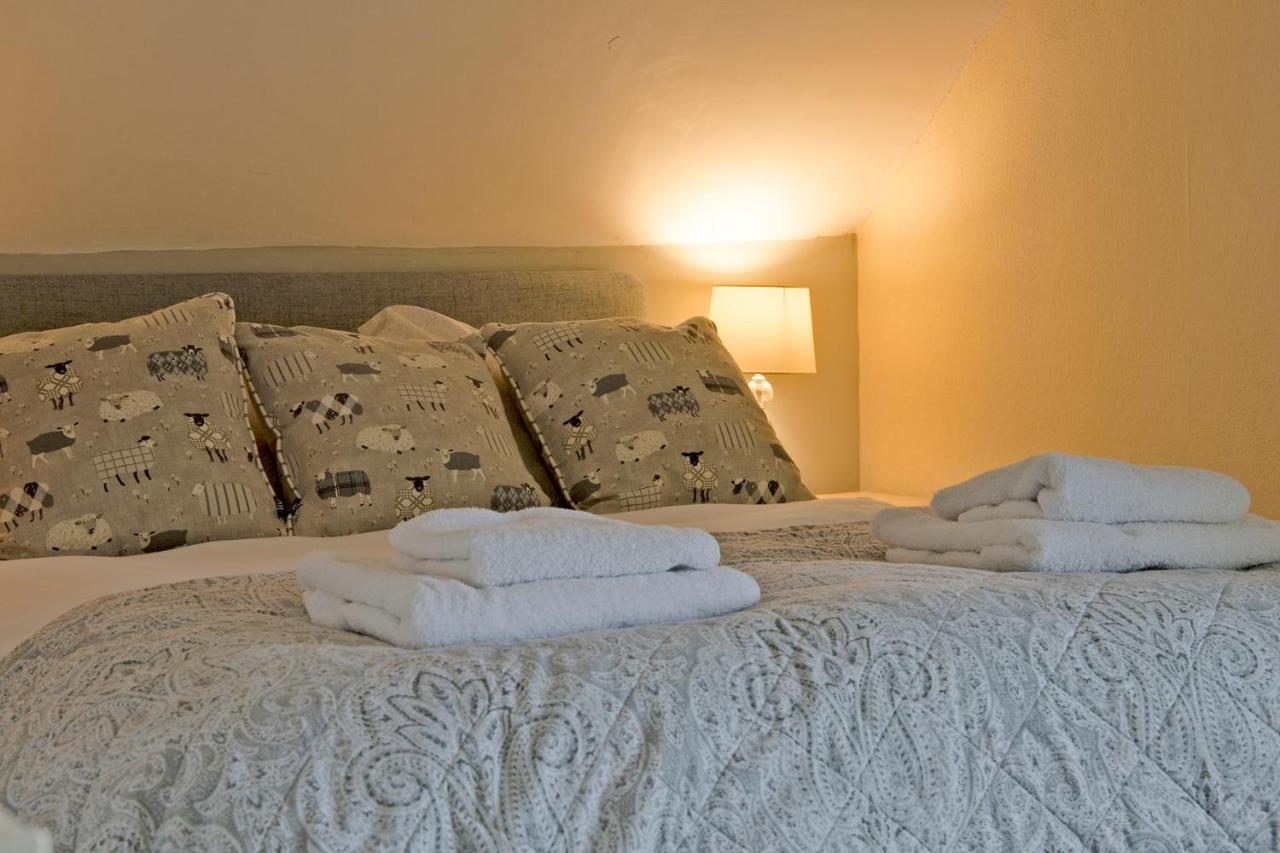 Moorland View Farm B&B Oakamoor Екстер'єр фото